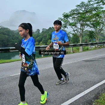 Runner Photo 7610474