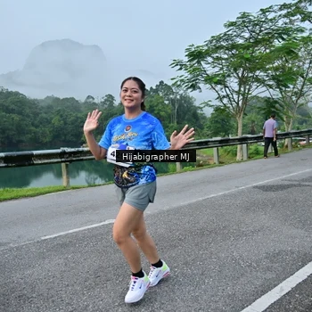Runner Photo 7610491