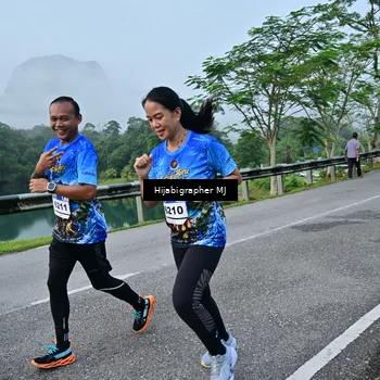 Runner Photo 7610498
