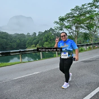 Runner Photo 7610504