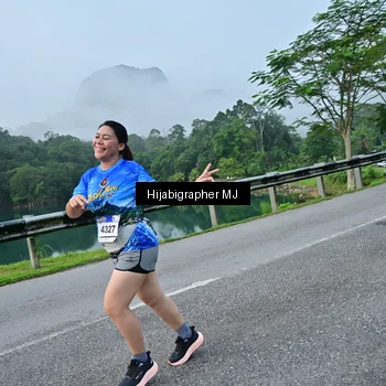 Runner Photo 7610514