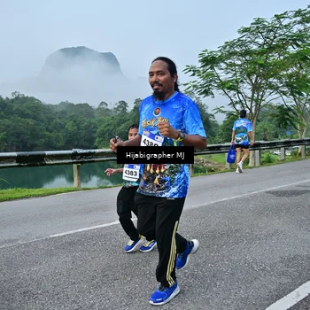 Runner Photo 7610530