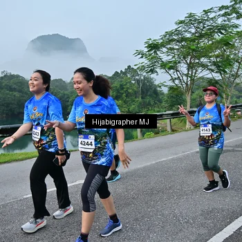 Runner Photo 7610575