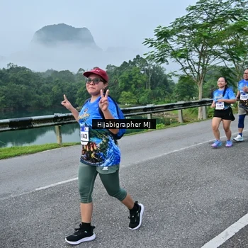 Runner Photo 7610617
