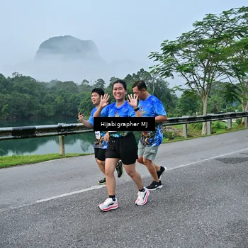 Runner Photo 7610656