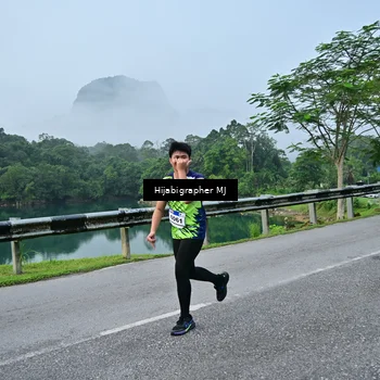 Runner Photo 7610673