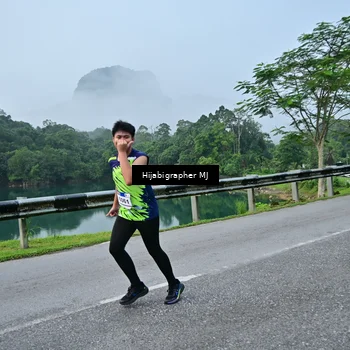 Runner Photo 7610677
