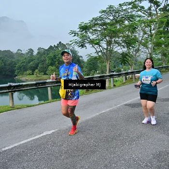 Runner Photo 7610679
