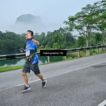 Runner Photo 7610683