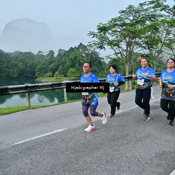 Runner Photo 7610695
