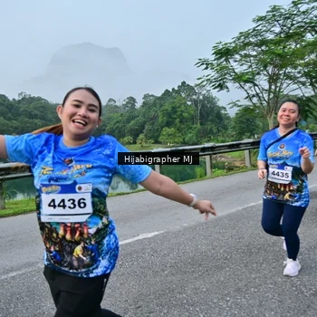 Runner Photo 7610705