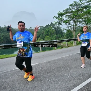Runner Photo 7610713