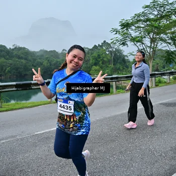 Runner Photo 7610716