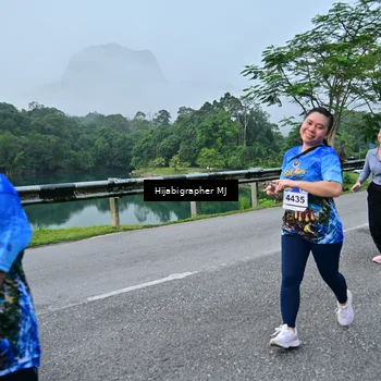 Runner Photo 7610719
