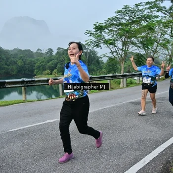 Runner Photo 7610721