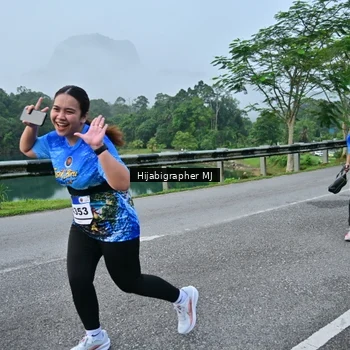 Runner Photo 7610758