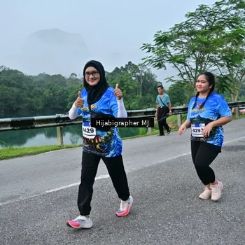 Runner Photo 7610765