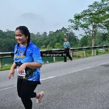 Runner Photo 7610771