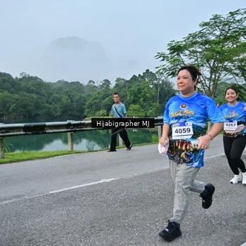 Runner Photo 7610773