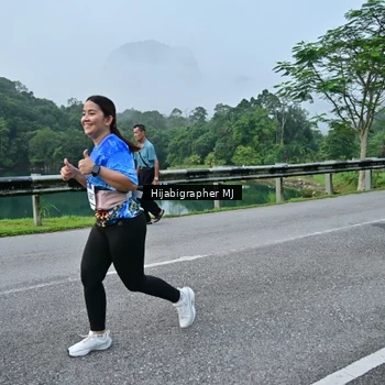 Runner Photo 7610779