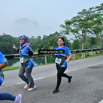 Runner Photo 7610786