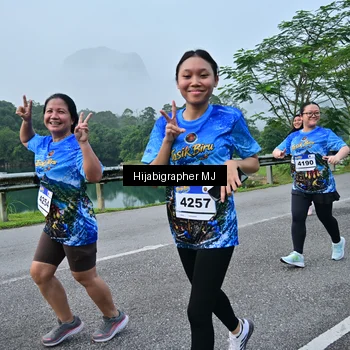 Runner Photo 7610805