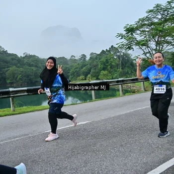 Runner Photo 7610813