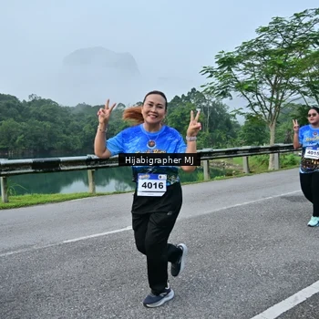 Runner Photo 7610818