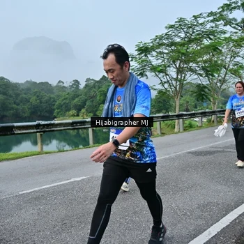 Runner Photo 7610831