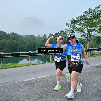 Runner Photo 7610859