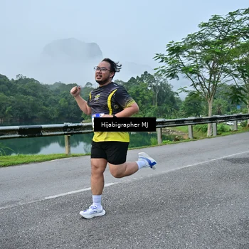 Runner Photo 7610876