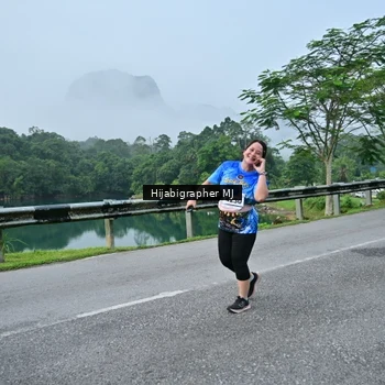 Runner Photo 7610885