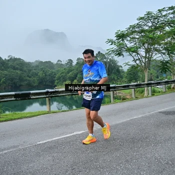 Runner Photo 7610914