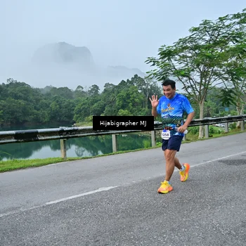 Runner Photo 7610919