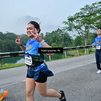 Runner Photo 7610923