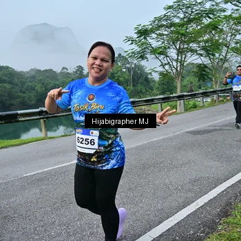 Runner Photo 7610937