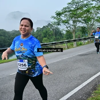 Runner Photo 7610938