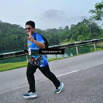 Runner Photo 7610941