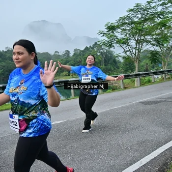Runner Photo 7610951
