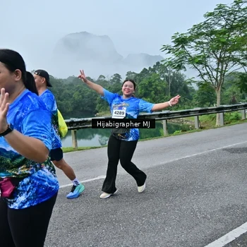 Runner Photo 7610994