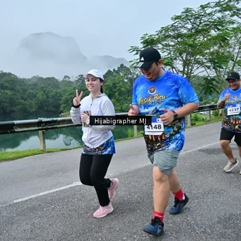 Runner Photo 7610998