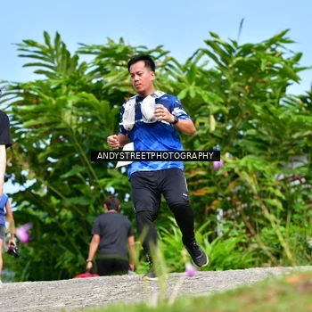 Runner Photo 7611053