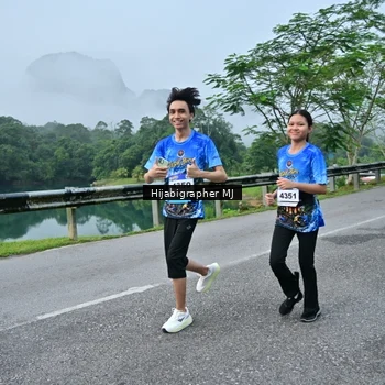 Runner Photo 7611058
