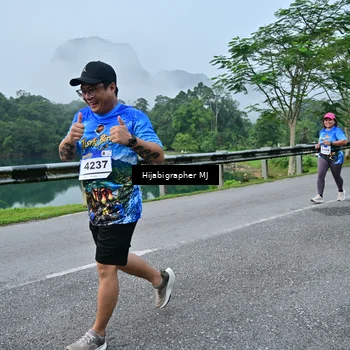 Runner Photo 7611064