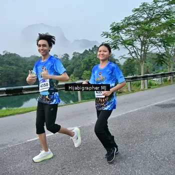 Runner Photo 7611066
