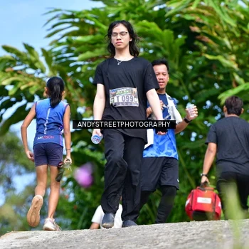 Runner Photo 7611067