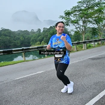Runner Photo 7611103