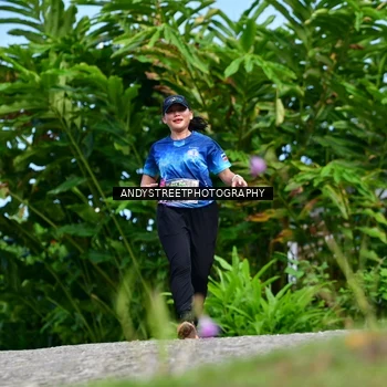 Runner Photo 7611104