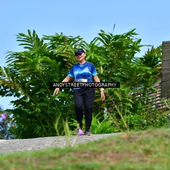 Runner Photo 7611113