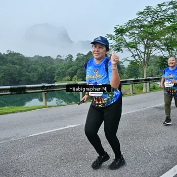 Runner Photo 7611137